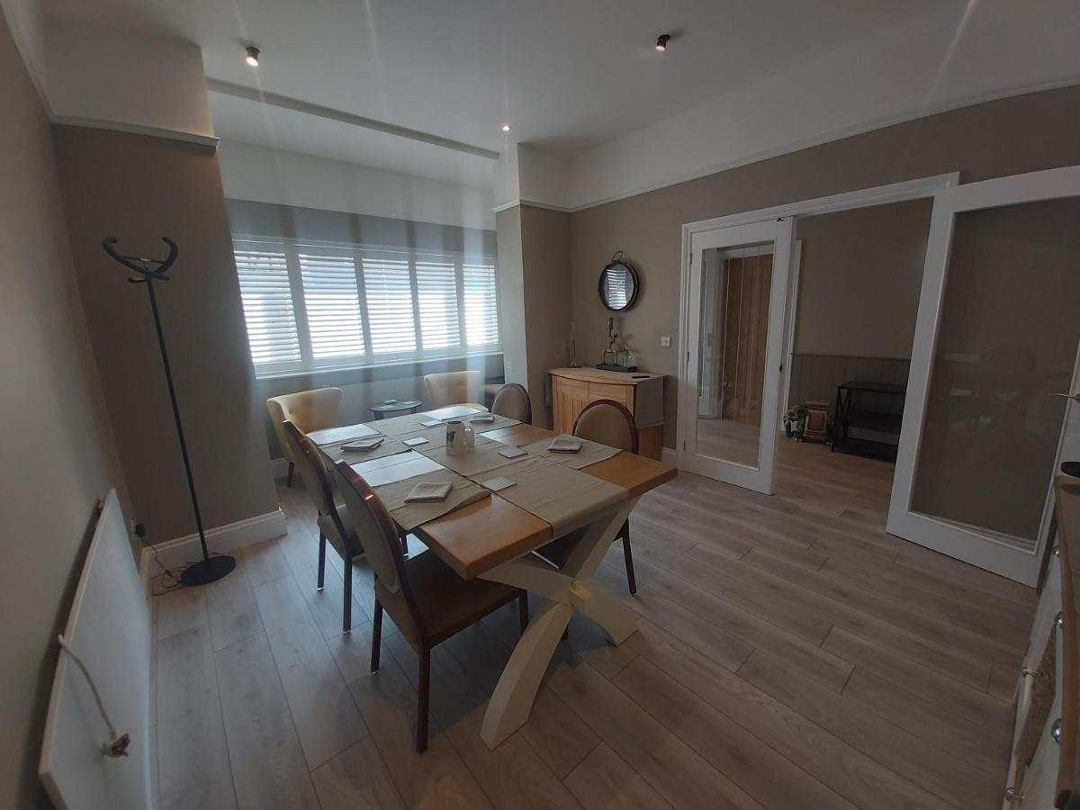 Bed and Breakfast Bay House Totland Esterno foto